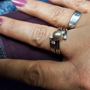 Vantel Pearls Abundance Ring